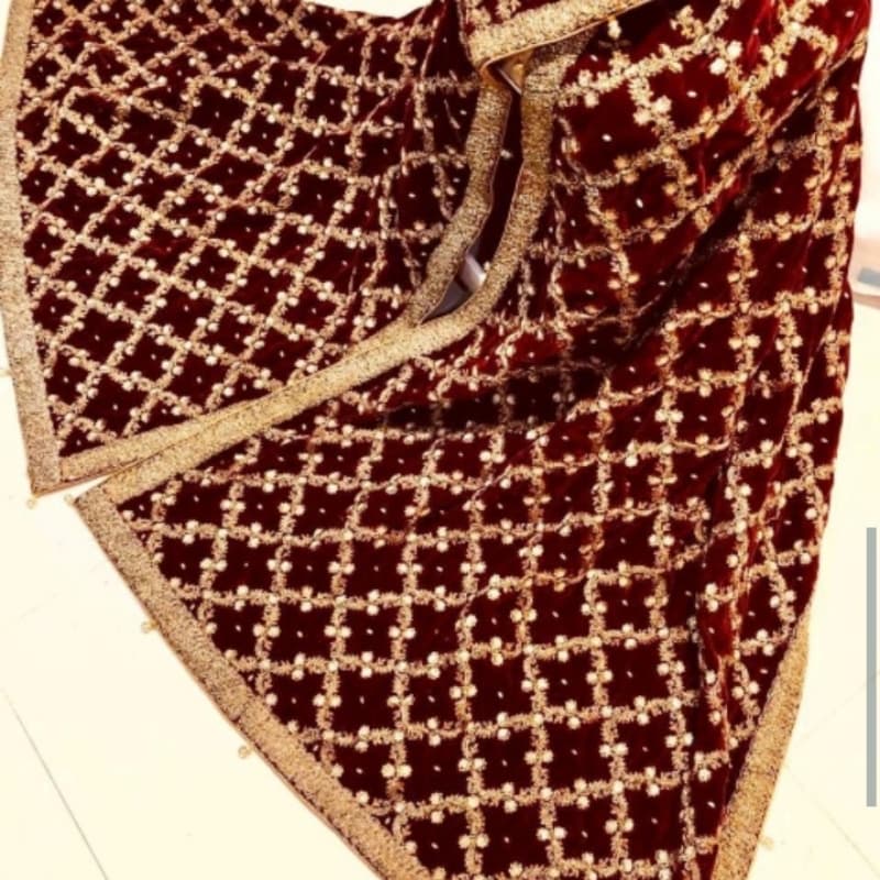 New velvet embroidery shawl collection