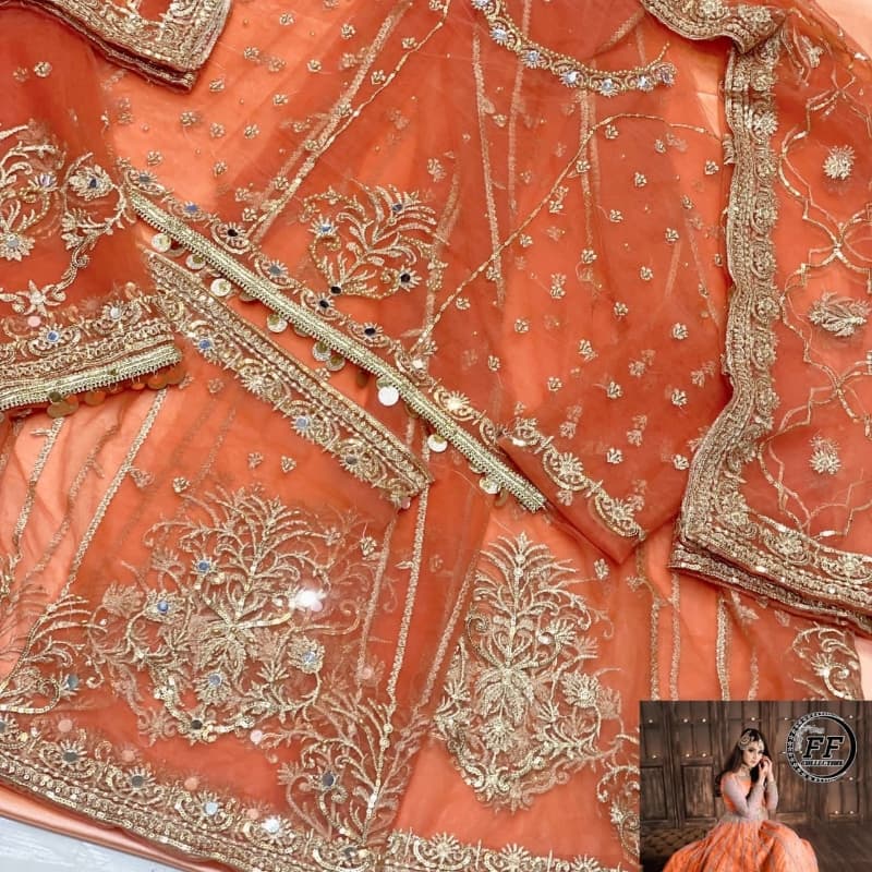 *HIRA MANI* RUEDAD E SAHRavishing blush long frock