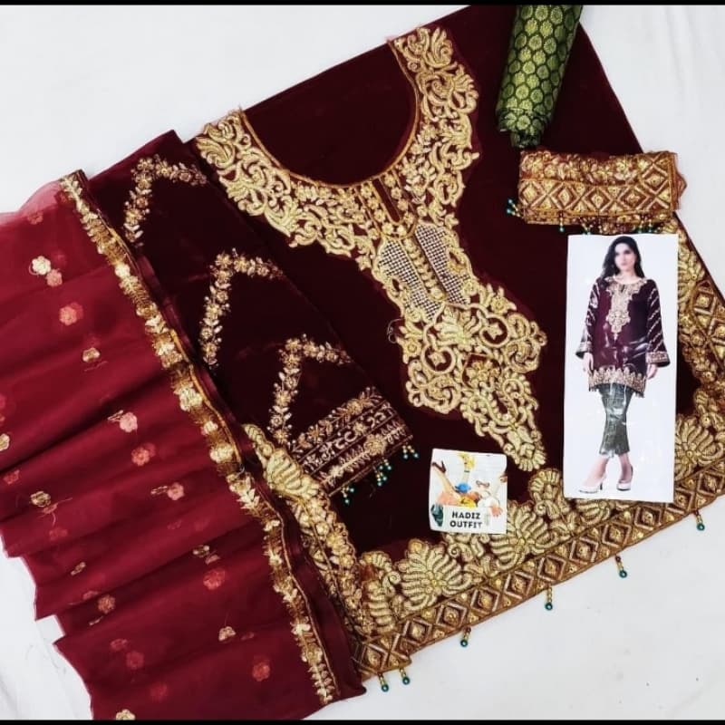 *Ayesha Imran VELVET SUIT******  *Ayesha Imran bridal embroidery velvet sui